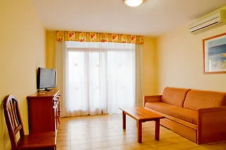 Edificio Azahar Салоу